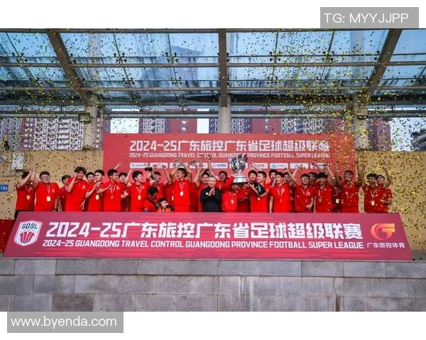 深圳足球队强势领跑最新实力榜单前十名球队一览 深圳足球队强势领跑最新实力榜单前十名球队一览