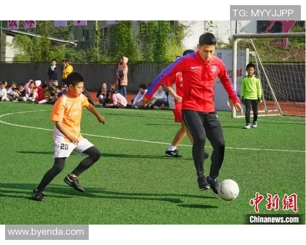 赛后分析：杭州足球队与南京足球队在战术灵活性上的较量与启示