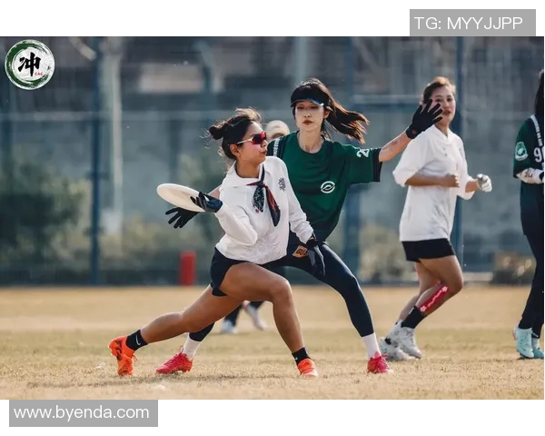 广州飞盘队与上海飞盘队赛后战术分析与复盘探讨 广州飞盘队与上海飞盘队赛后战术分析与复盘探讨