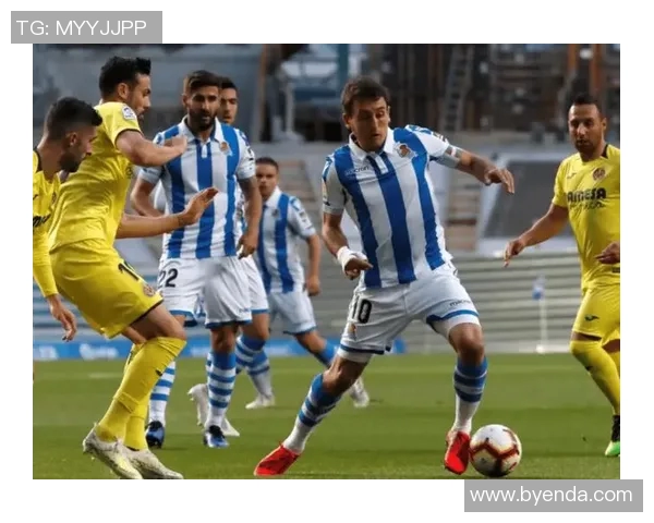 足球明星在关键时刻展现超凡实力力挽狂澜的精彩瞬间图片集锦